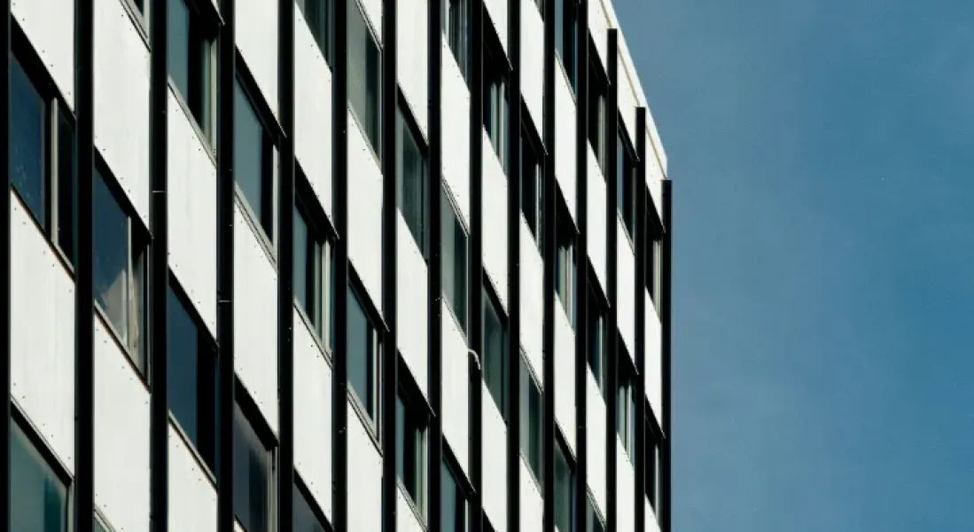 Как девелоперы интегрируют жилые комплексы в городскую среду: кейсы Москвы