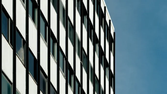 Как девелоперы интегрируют жилые комплексы в городскую среду: кейсы Москвы